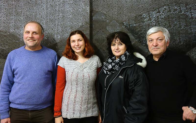 Foto Ausgestrahlt vlnr: Edvard Sequens, Gabi Reitingerova, Elfi Guttenbrunner, Manfred Doppler