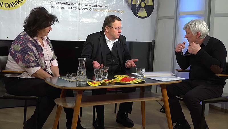 vlnr: Elfi Guttenbrunner, Dr. Paul Rübig, DI Manfred Doppler Diskussion mit Dr. Paul Rübig